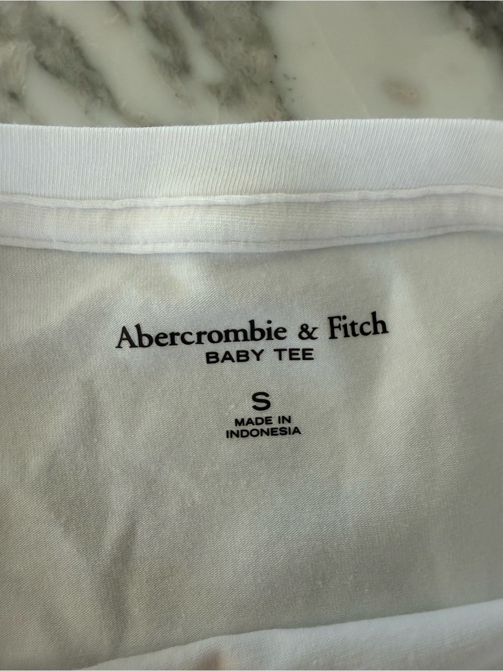 Abercrombie & Fitch White Baby Tee - Picture 3 of 3